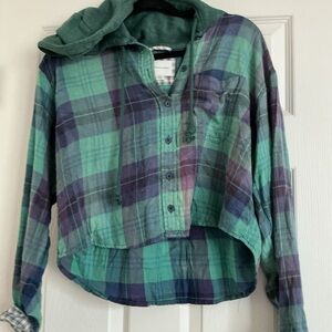 American Eagle Outfitters Green and Purple Plaid Hooded Shirt
